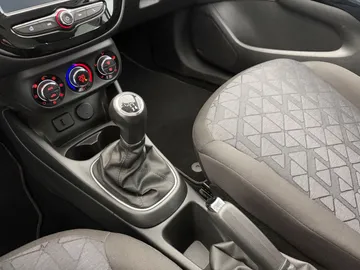 Car image 42