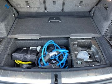 Car image 36