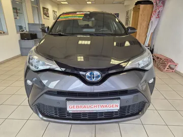 Car image 3