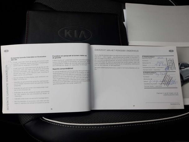 Kia Niro e 64 kWh 150 kW image number 7