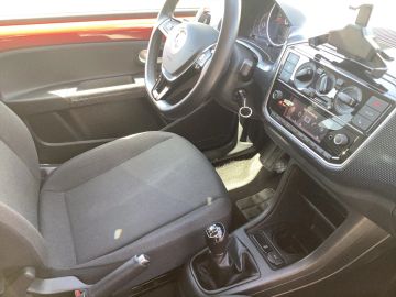 Car image 26