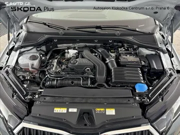 Car image 35
