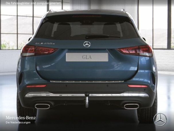 Mercedes-Benz GLA 250 e 160 kW image number 8