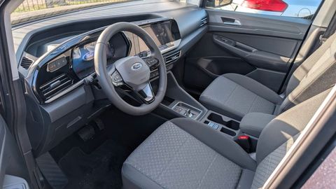 Car image 48
