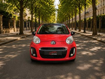 Car image 5