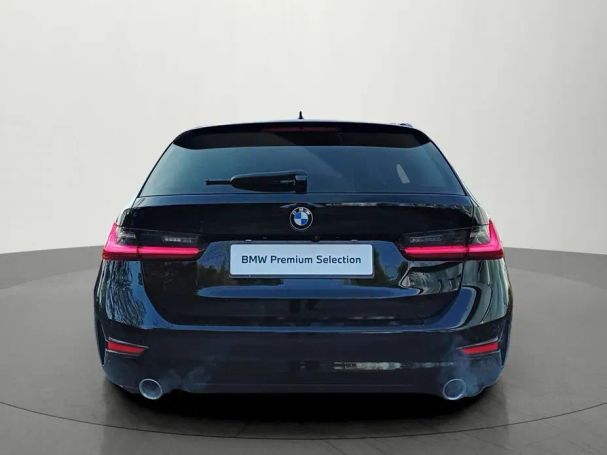 BMW 320i Touring 135 kW image number 4