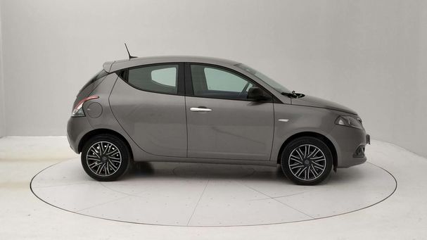 Lancia Ypsilon 51 kW image number 6