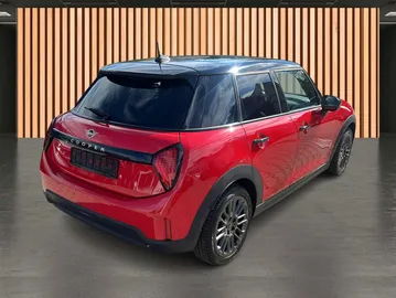 Car image 25