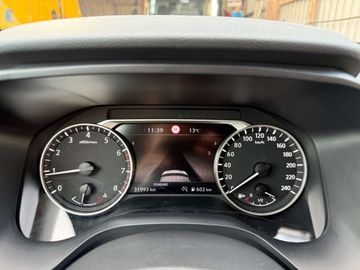 Car image 23