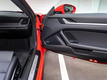 Car image 49