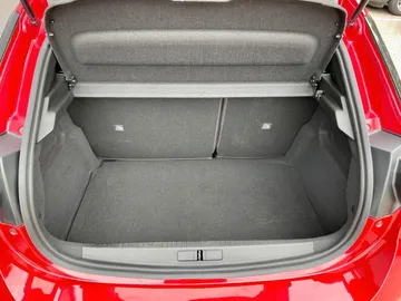 Car image 31