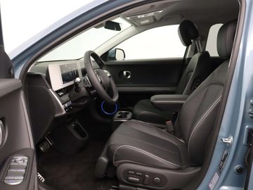 Car image 35