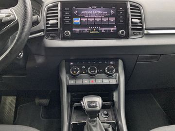 Car image 14