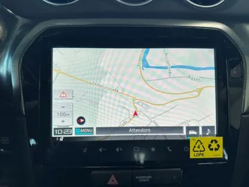 Car image 26