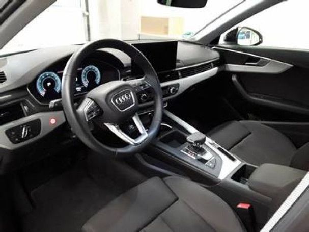 Audi A4 35 TFSI S tronic S-line Avant 110 kW image number 4