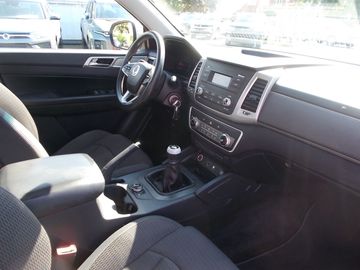 Car image 30