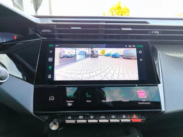 Car image 36