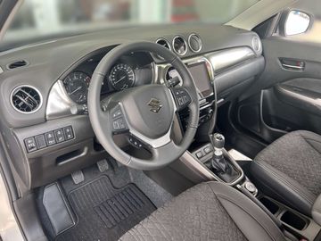 Car image 12