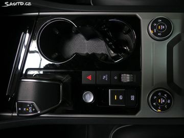 Car image 36