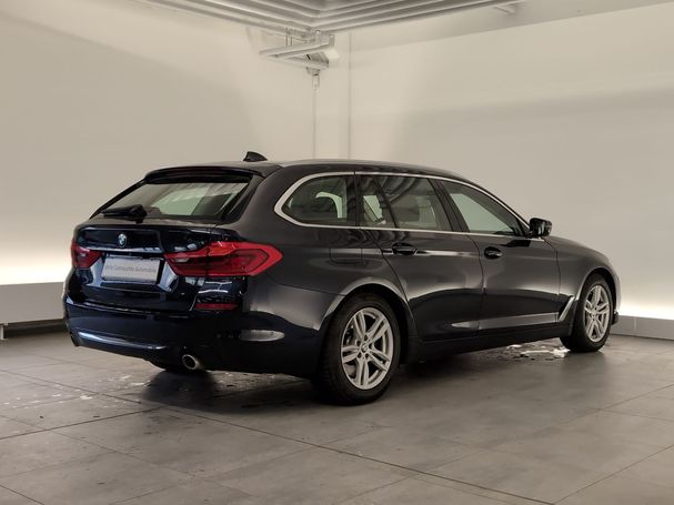 BMW 530d Touring xDrive Luxury Line 195 kW image number 6