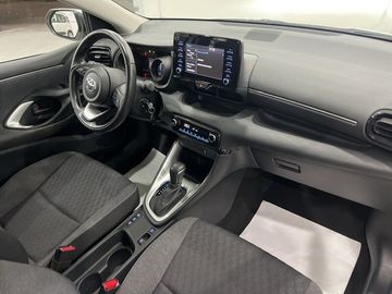 Car image 8