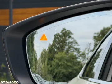 Car image 39