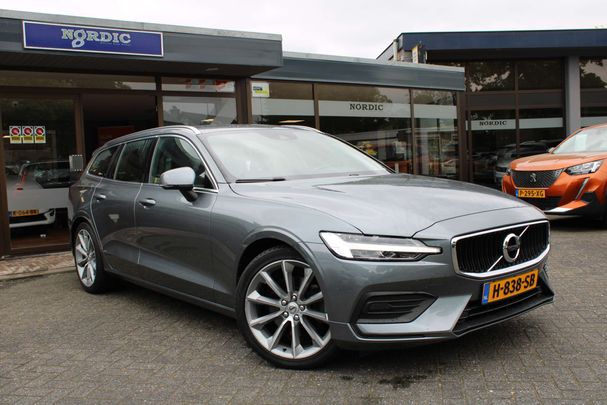 Volvo V60 T4 Geartronic Momentum Pro 140 kW image number 6