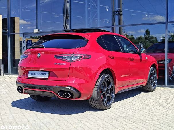 Alfa Romeo Stelvio Quadrifoglio 2.9 V6 Q4 382 kW image number 3