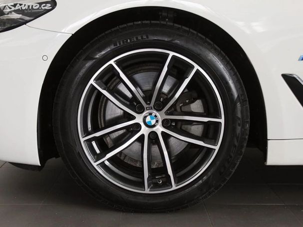 BMW 520d Touring xDrive 147 kW image number 6