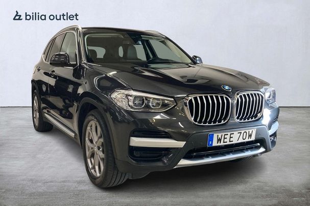 BMW X3 xDrive30e 216 kW image number 2