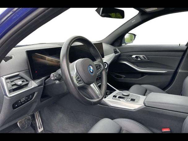 BMW 330 Touring M 215 kW image number 4