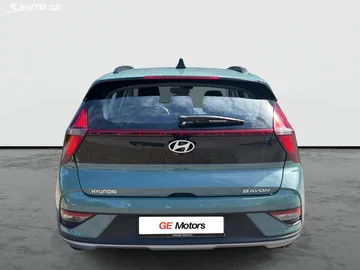 Car image 5