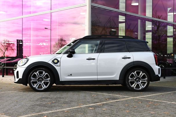 Mini Cooper SE Countryman All4 ALL4 162 kW image number 3