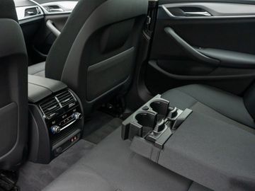 Car image 39