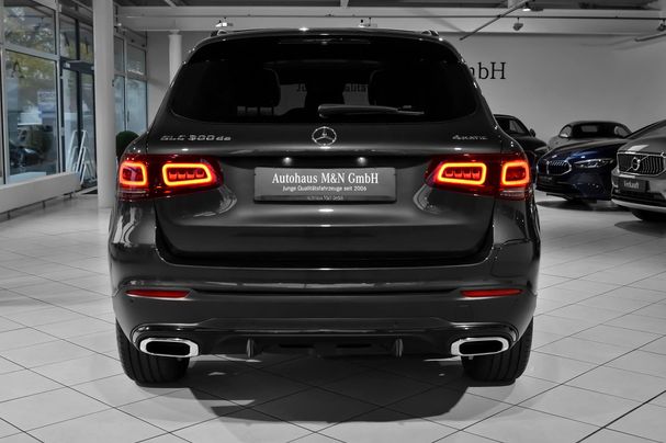 Mercedes-Benz GLC 300 de 4Matic 225 kW image number 18