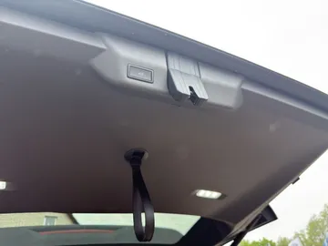 Car image 29