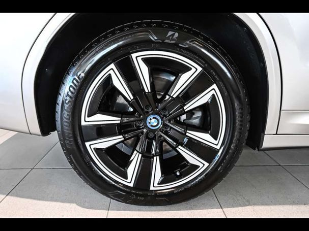 BMW iX3 M Sport 210 kW image number 5