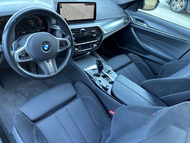 BMW 530i Touring 185 kW image number 8