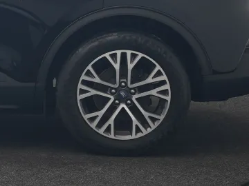 Car image 40
