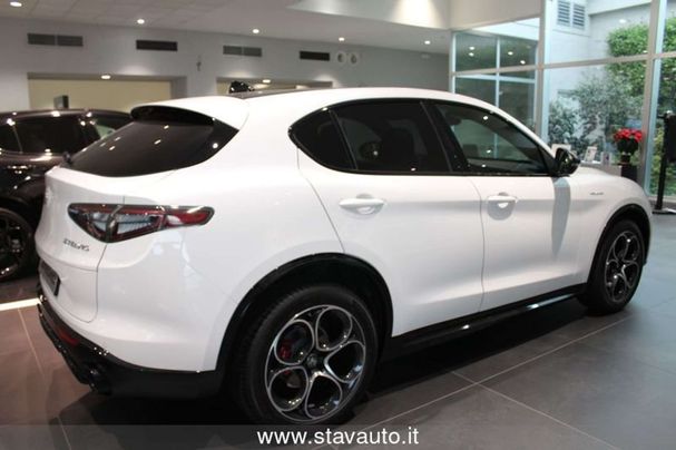 Alfa Romeo Stelvio 2.2 Diesel AT8 Q4 154 kW image number 4