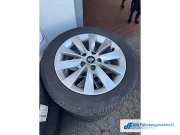 Car image 31