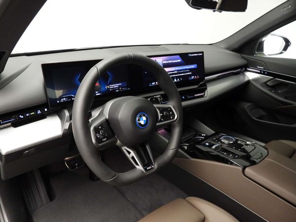 BMW 530 e 220 kW image number 7