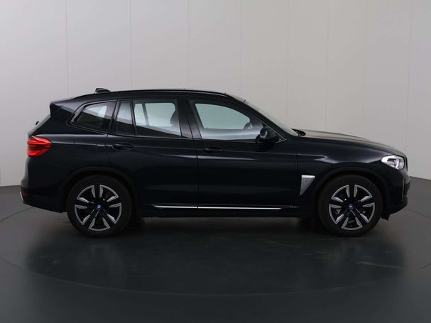 BMW iX3 80 kWh 210 kW image number 6