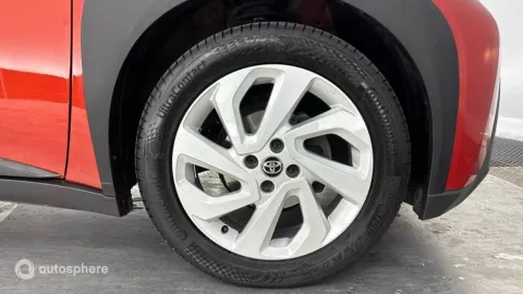 Car image 20