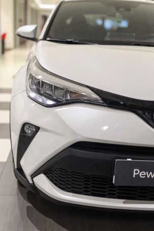 Toyota C-HR 135 kW image number 22