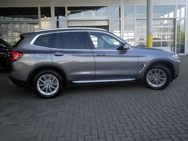 BMW X3 xDrive 140 kW image number 3