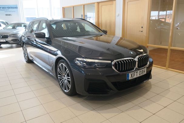 BMW 530d Touring xDrive 210 kW image number 1