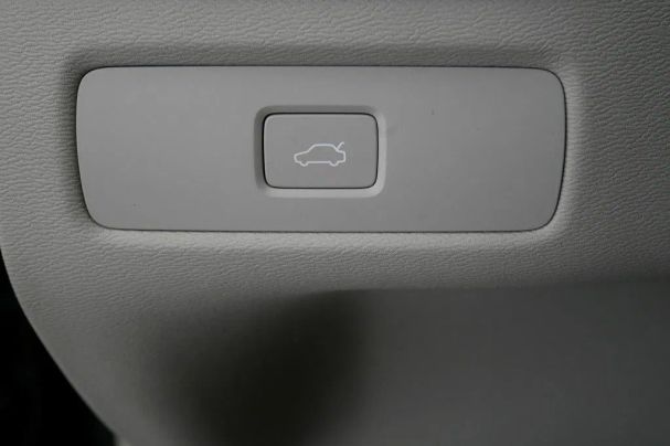 Volvo XC60 145 kW image number 18