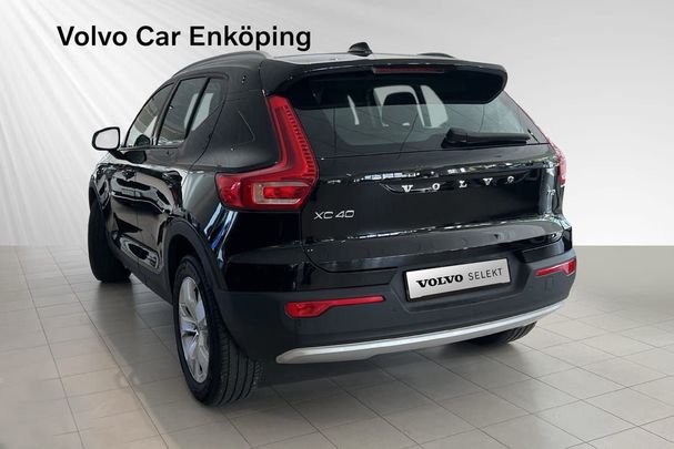 Volvo XC40 T2 Momentum 95 kW image number 3