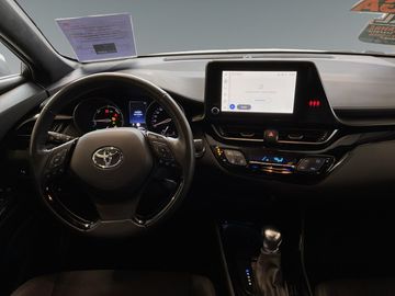 Car image 11